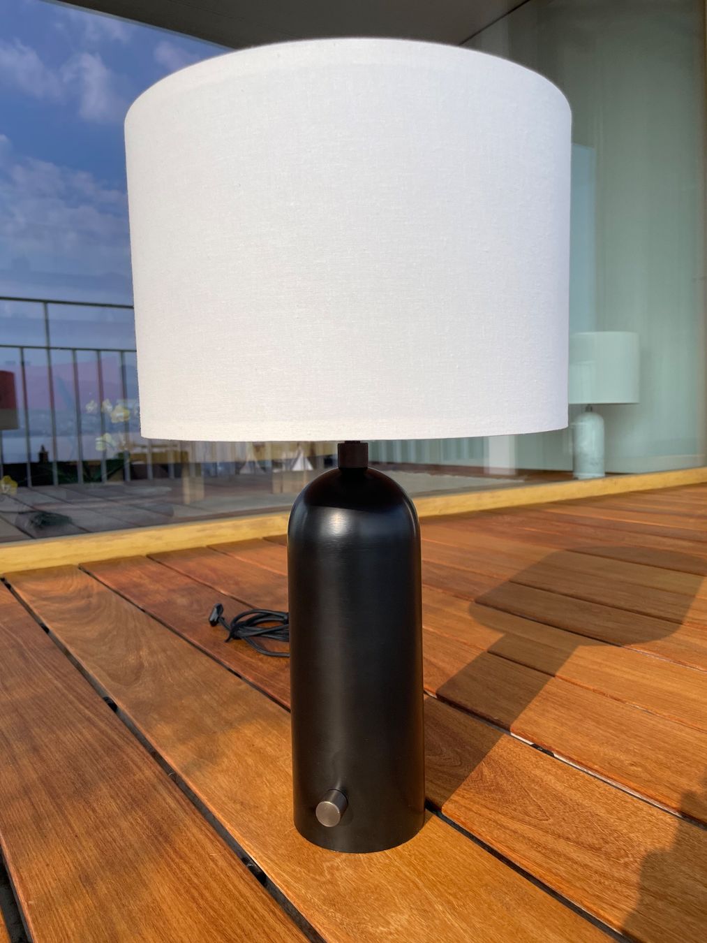 Gubi Lampade: Gubi Gravity Table Lamp Small - Black/White - Like new #2 – Nuovo (secondo la descrizione) da Meilen venduto da TN20