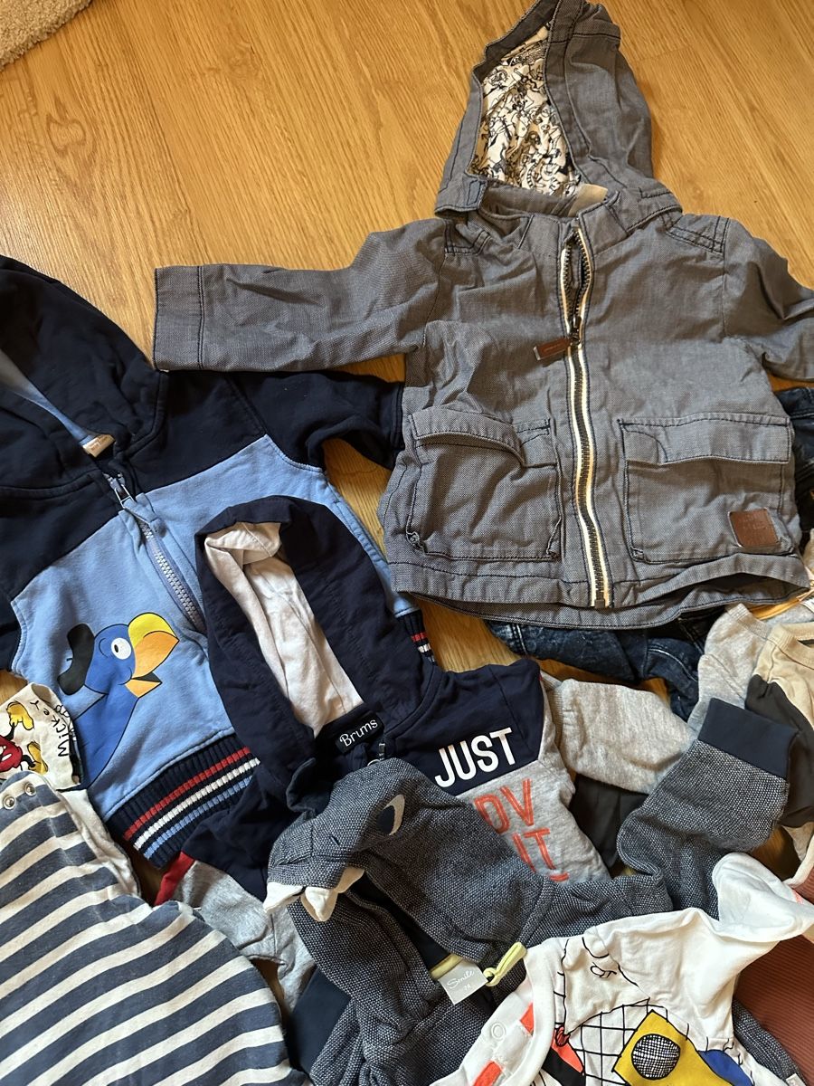 Lotti & Set di vestiti: Junge Kleider Gr. 74 von Topmarken – Usato da Münsingen venduto da Secondhand89 3