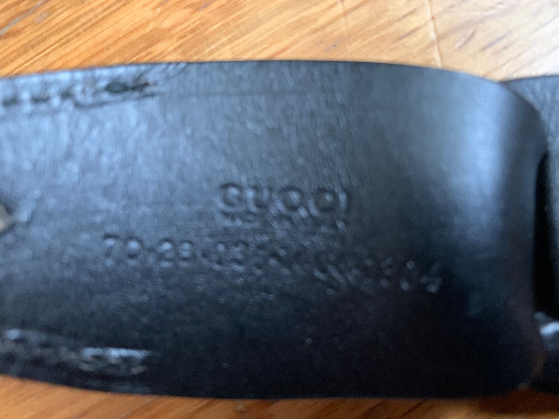 Gucci Cinture: Gucci Gürtel VINTAGE schwarz mit Holzelement – Usato da Wettswil venduto da cipollina71 4