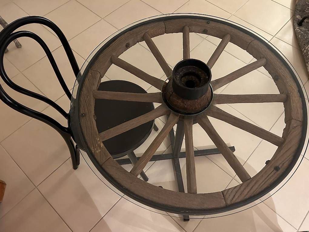 Tavoli: Table de carnotzet – Usato da Ecublens venduto da achille1954 1