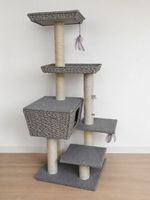 Schöner Katzenbaum