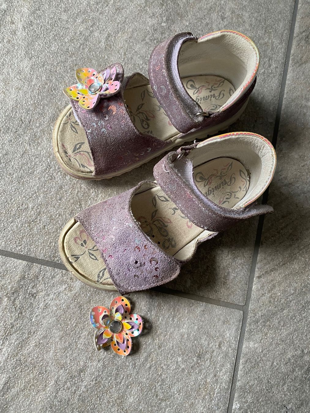 Kleiderpakete & -sets: Primigi Sandalen Grösse 24 – Gebraucht aus Lachen/SZ von Flower2