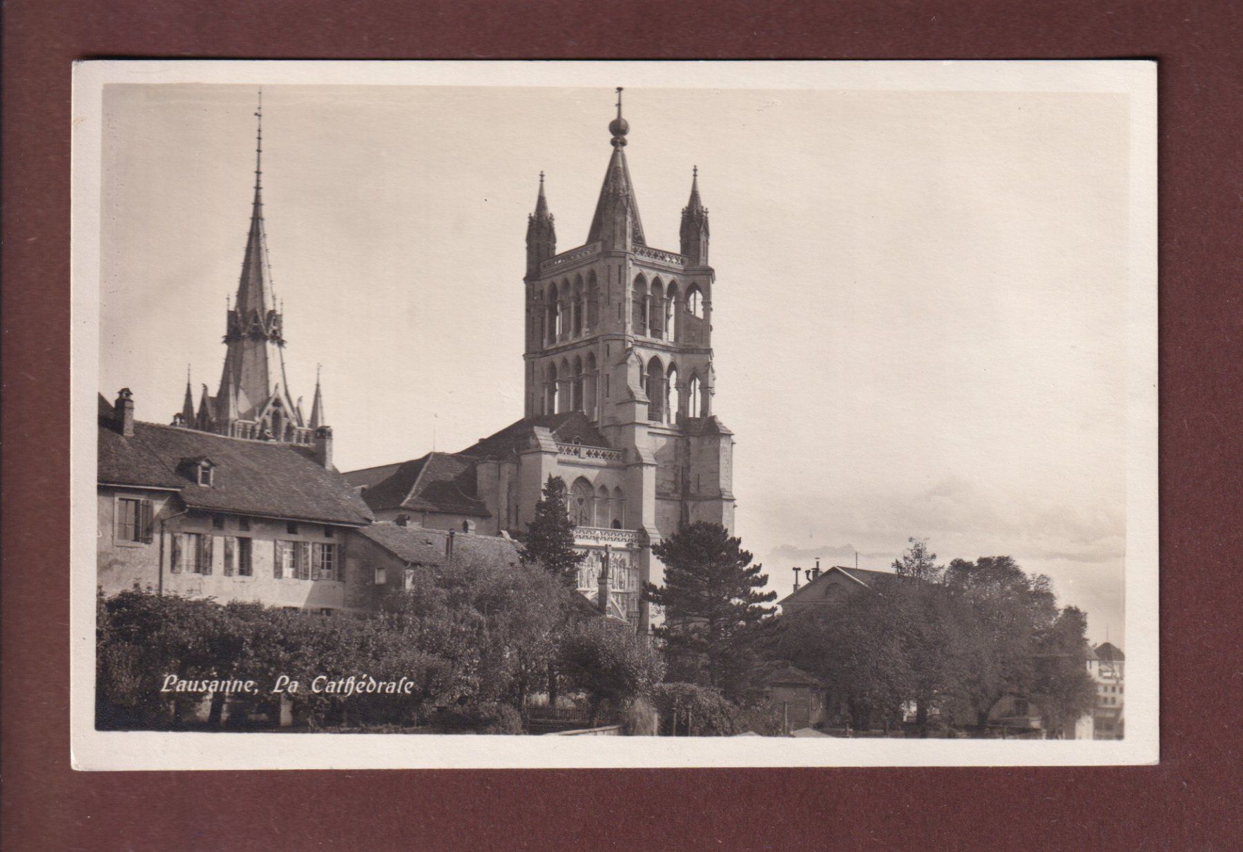 Cartes postales: LAUSANNE - La Cathédrale – D'occasion à Pully par nicecards