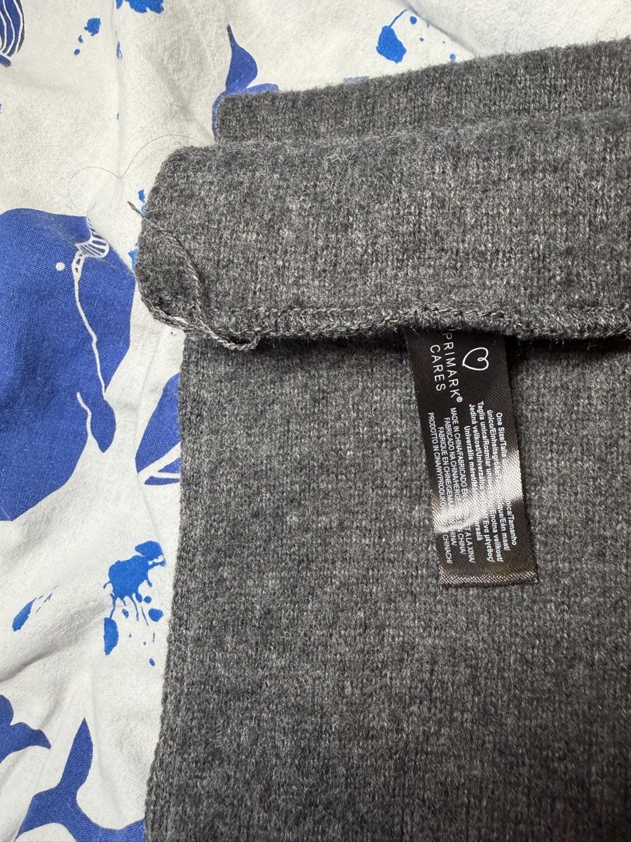 Primark Foulards, Tücher & Schals: Weicher grauer Schal // Soft grey scarf – Neu (gemäss Beschreibung) aus Zürich von Lorena.rgg 1