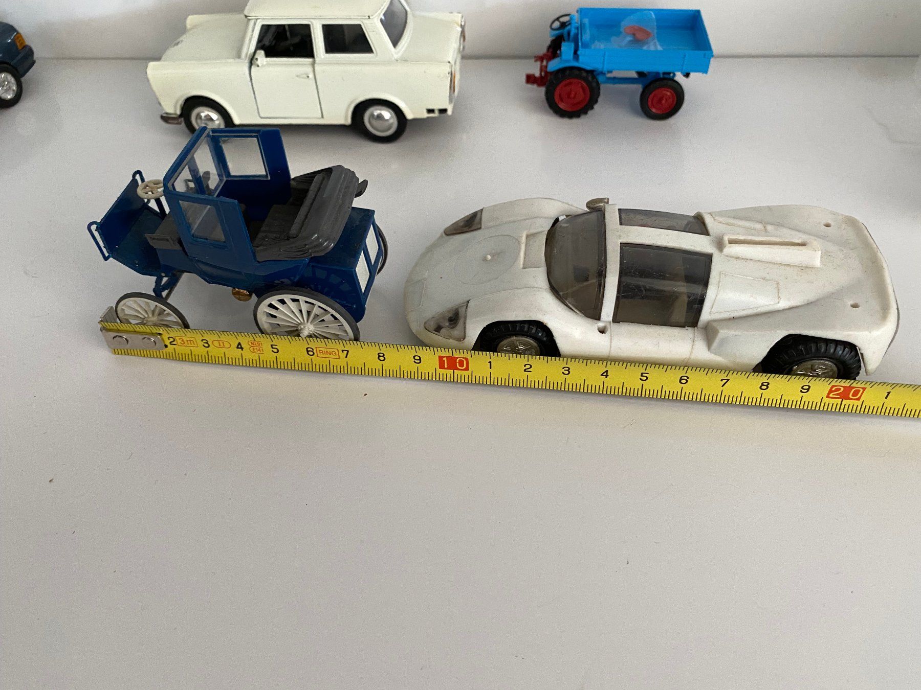 Giocattoli: Konvolut Autos KU, Metal defekt oder Fehlteile 501 – Difettoso da Kerzers venduto da tisyayasuBE 3