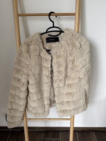 Jaquette fourrure beige VERO MODA XS