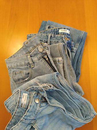 3 Jeans Pull&Bear Bershka Blau und no name Grösse 36, Damen