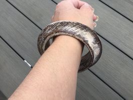 Bracelet en bois, diamètre intérieur 6,5cm, NEUF