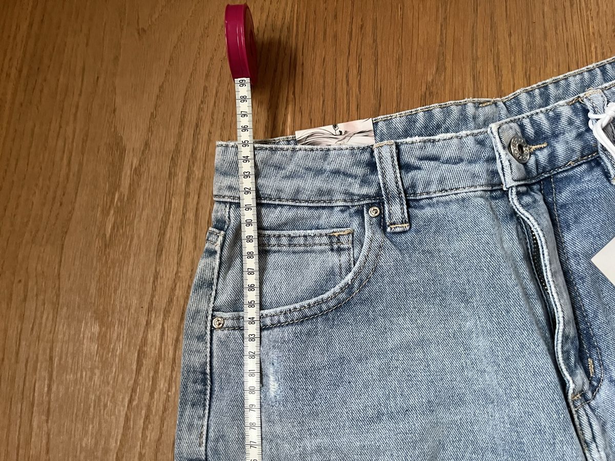 Jeans: Mom Jeans Gr. M, neu! – Neu und originalverpackt aus Wädenswil von Iana32 4