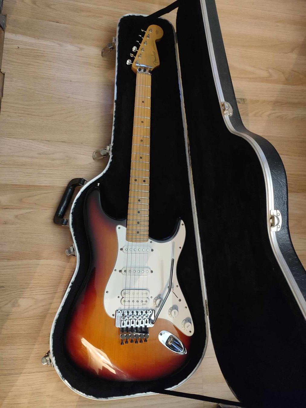 Fender Strumenti musicali: Fender stratocaster Floyd Rose USA 1992 + ampli Fender – Usato da Contra venduto da dan_f5cy 1