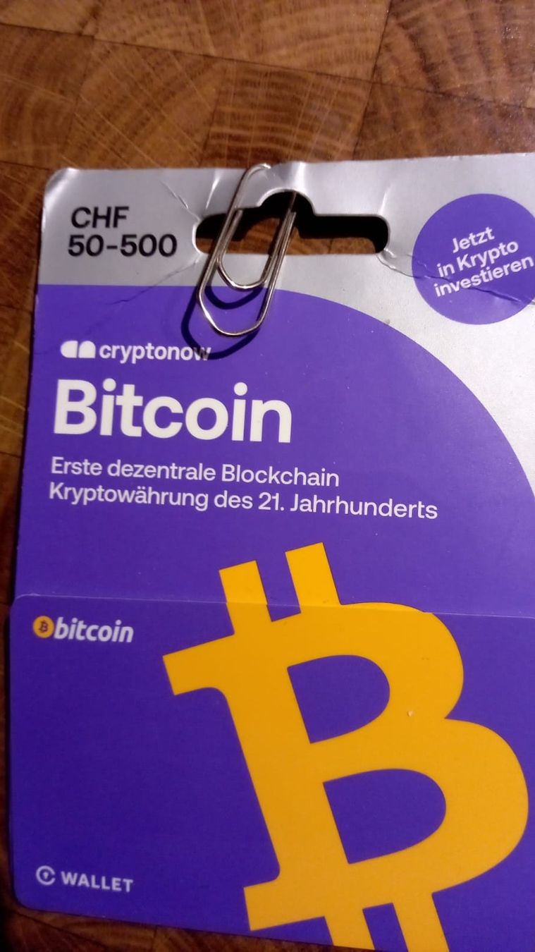 Bitcoin crytonow Karte (Neu und originalverpackt) in Oberkirch LU für CHF  270 – mit Lieferung auf Ricardo kaufen