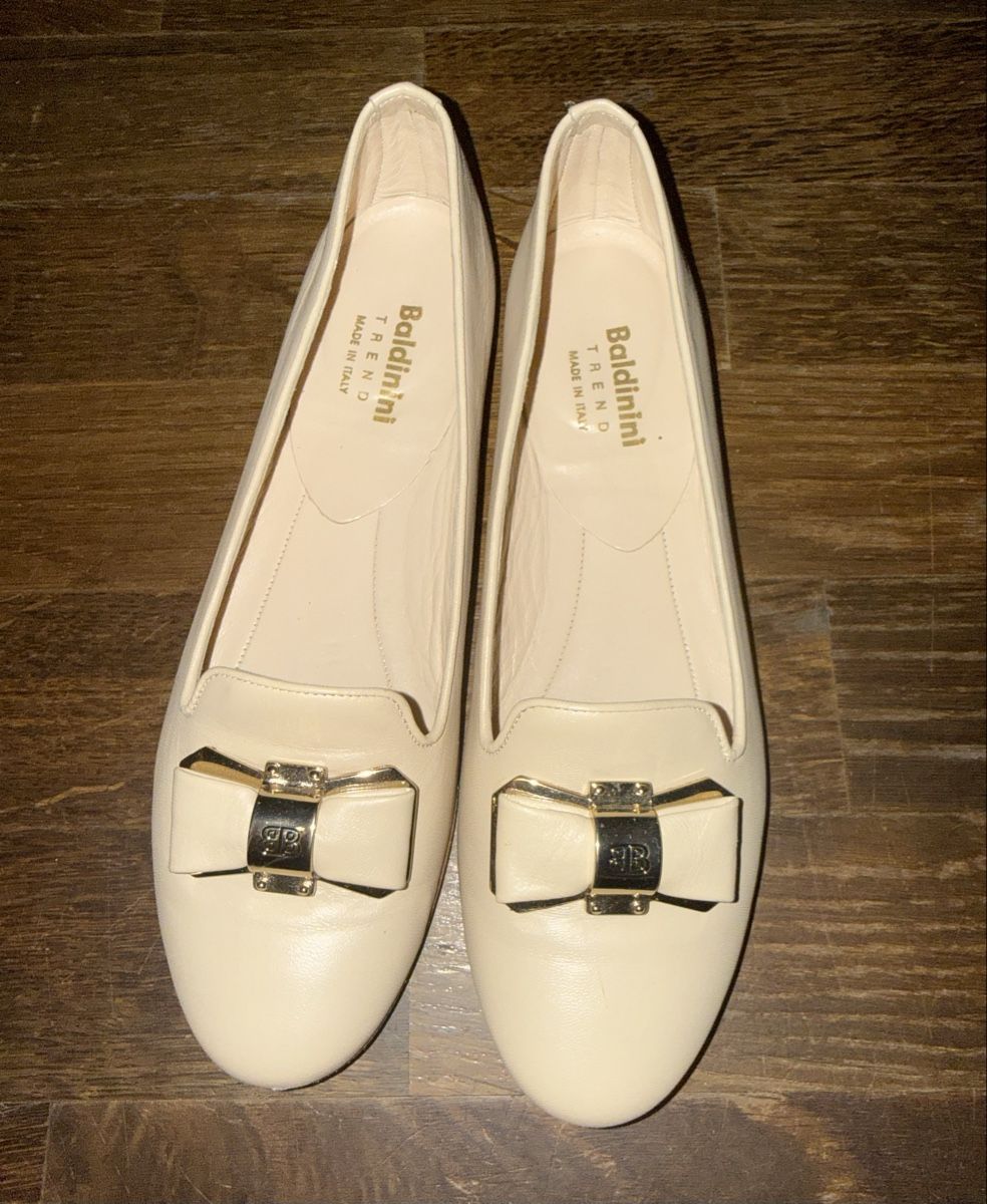 Baldinini Scarpe da donna: Baldinini beige ballet flats with accent bow – Nuovo (secondo la descrizione) da Zürich venduto da Yuece