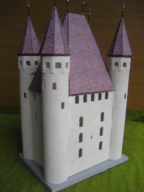 Modellini di ferrovie: Schloss Thun H0 , etwas verkleinert. – Nuovo e nell'imballaggio originale da Steffisburg venduto da loki36