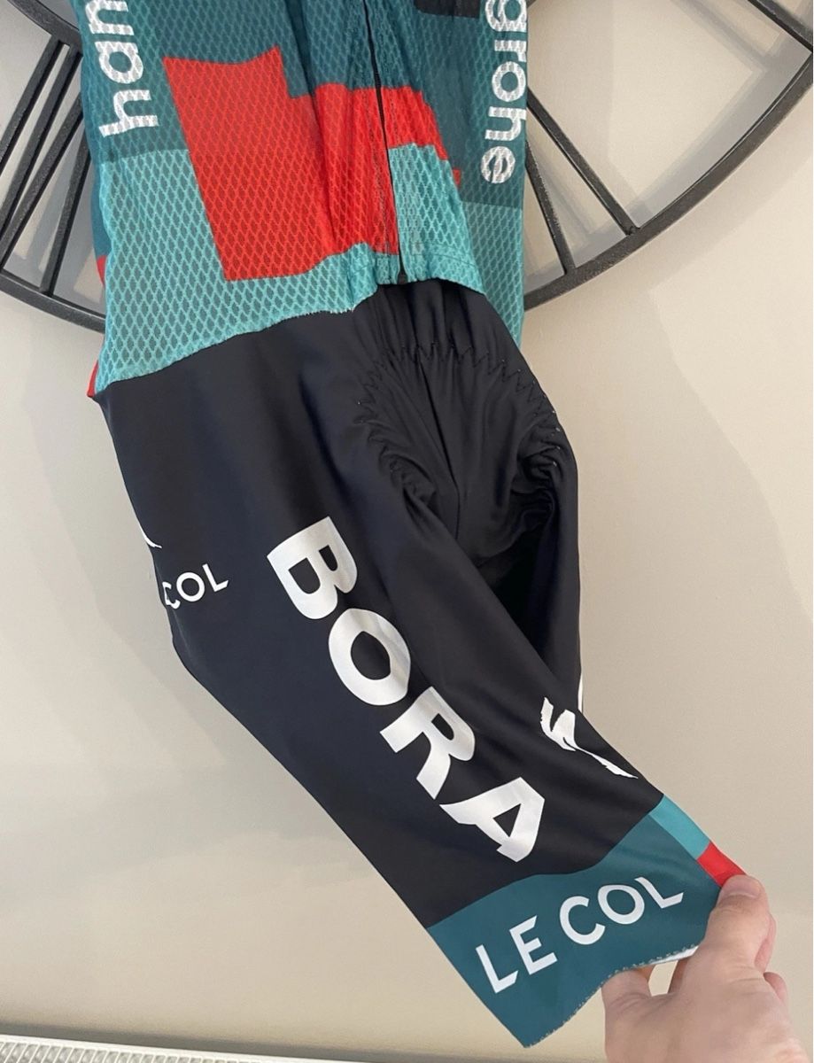 Canottiere & Pantaloni: BORA hansgrohe Radrennanzug, Grösse S – Usato da Nennigkofen venduto da Sii_16 6