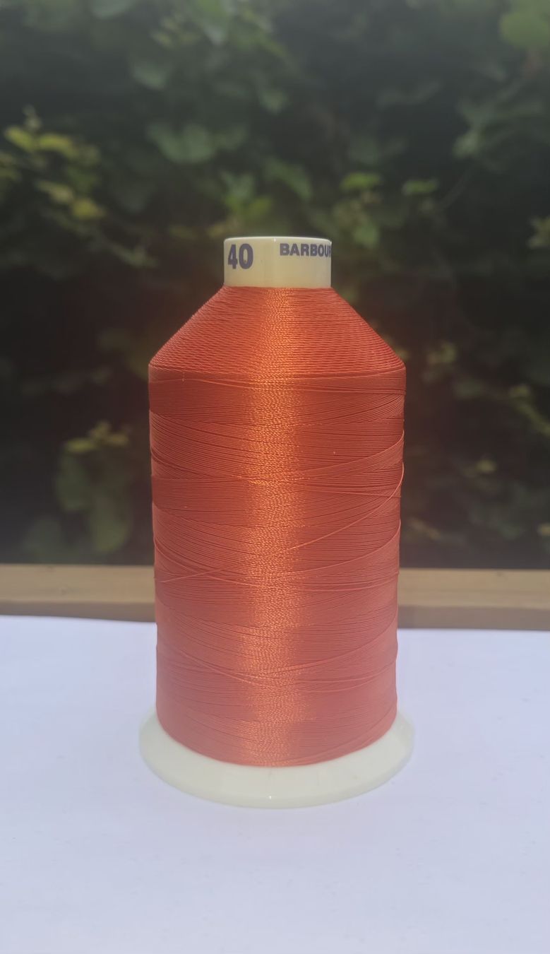 Cordelettes & Fils: Nähgarn orange Barbour 40 neu – Neuf avec emballage d'origine à Hettlingen par kar_fq5r