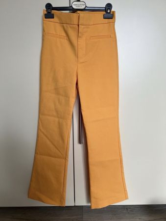 Orange Hose von Zara
