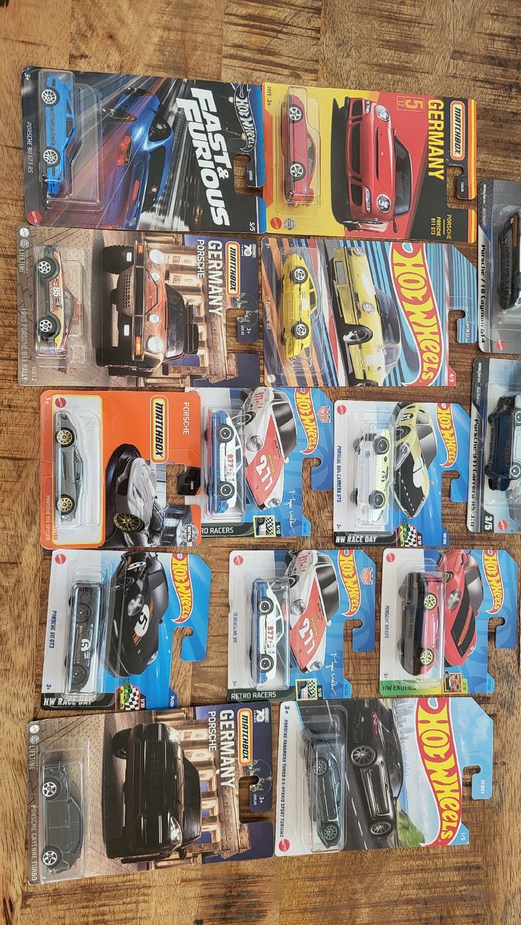 Hot Wheels Modellini d'auto: Hot Wheels Matchbox Porsche Sammlung – Nuovo e nell'imballaggio originale da Jona venduto da mjo_f5t2 3