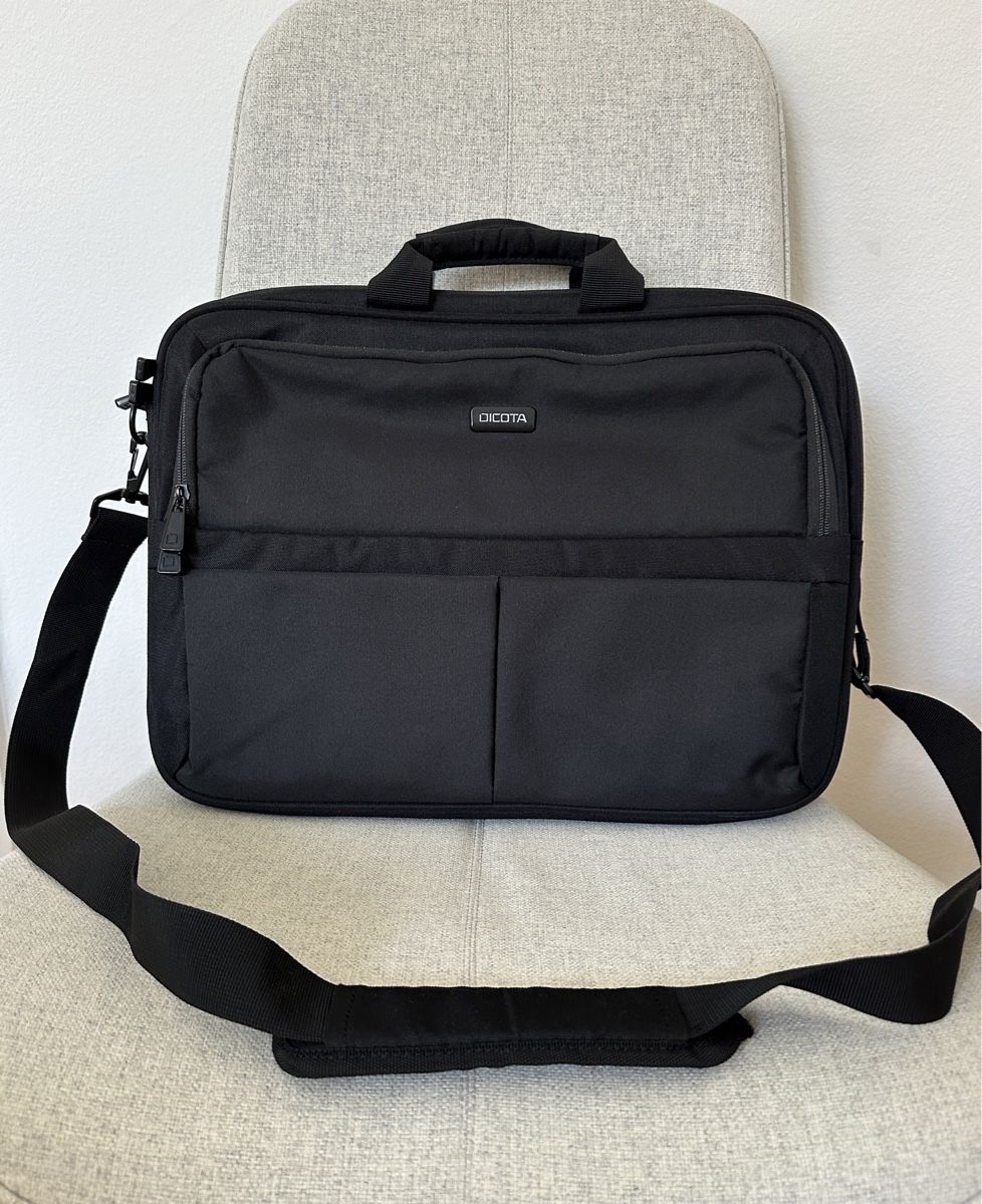 Valigie & Borse: Dicota Laptop Bag – Usato da Zürich venduto da enl_It9y