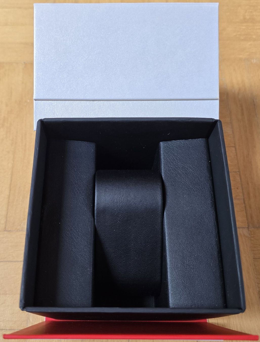 Tissot Uhrenboxen: Tissot : Boîte à montre – Gebraucht aus Froideville von xXSebastienXx 5