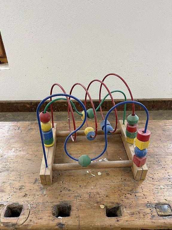 Spielzeuge: Jouet en bois  – Gebraucht aus Les Genevez JU von mat_9kr6