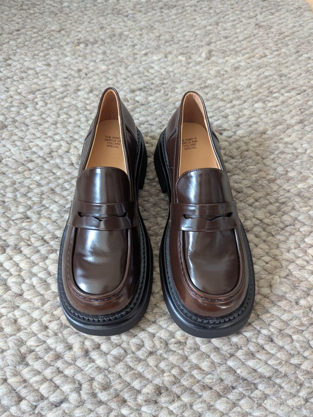 Scarpe da donna: Runde Leder-Loafer (Größe 40) – Nuovo (secondo la descrizione) da Therwil venduto da Simon.Jo