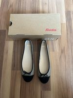 Bata Ballerinas in Beige/Schwarz (Grösse 39; ungetragen)