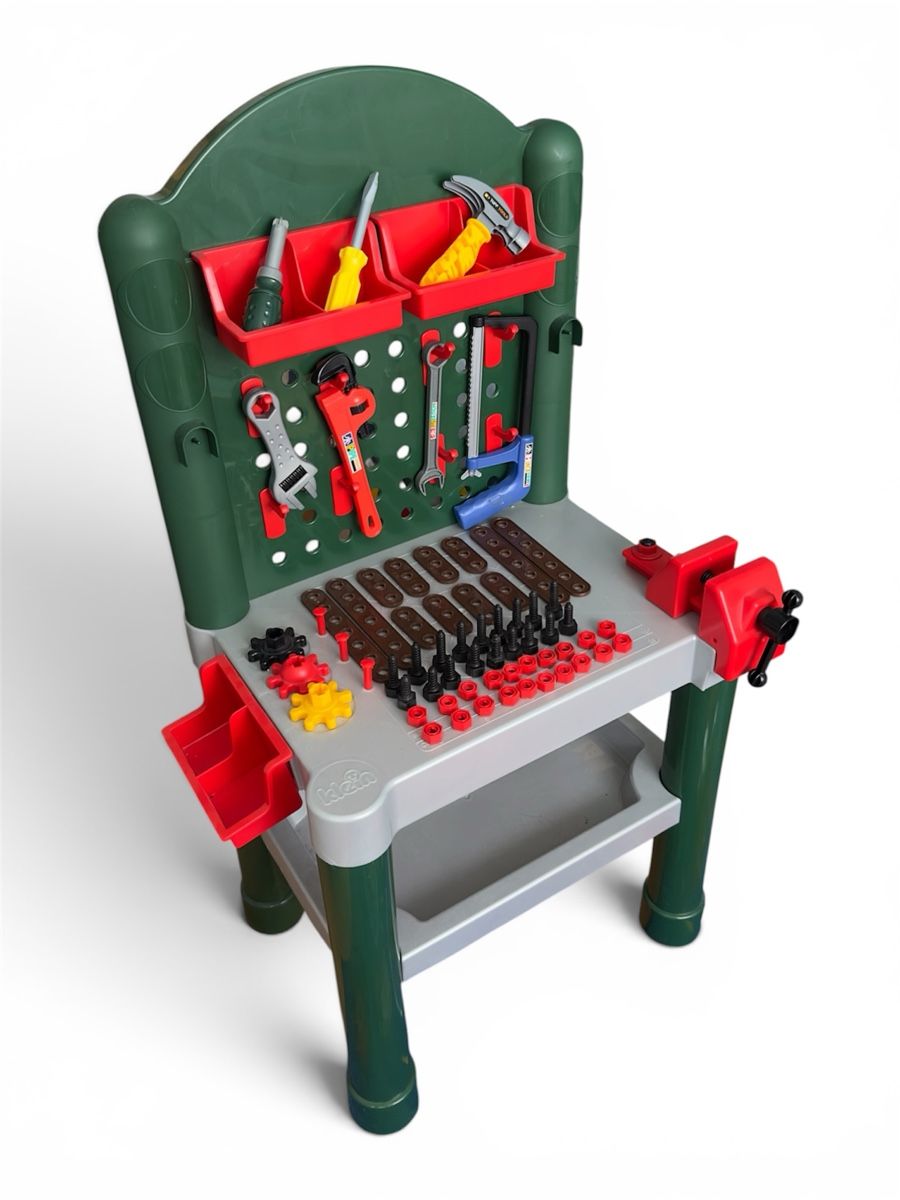 Giocattoli: Table à outils pour enfant – Usato da Morges venduto da robertomoreira