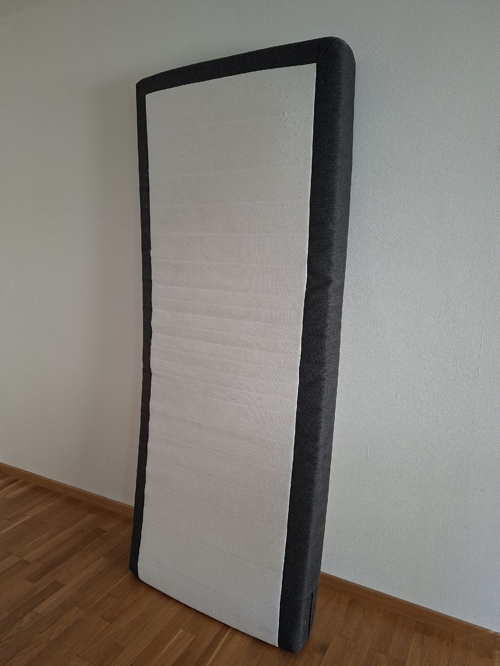Materassi: Matratze 80 x 200 cm (eine oder zwei möglich) – Usato da Zürich venduto da lui_q6mt