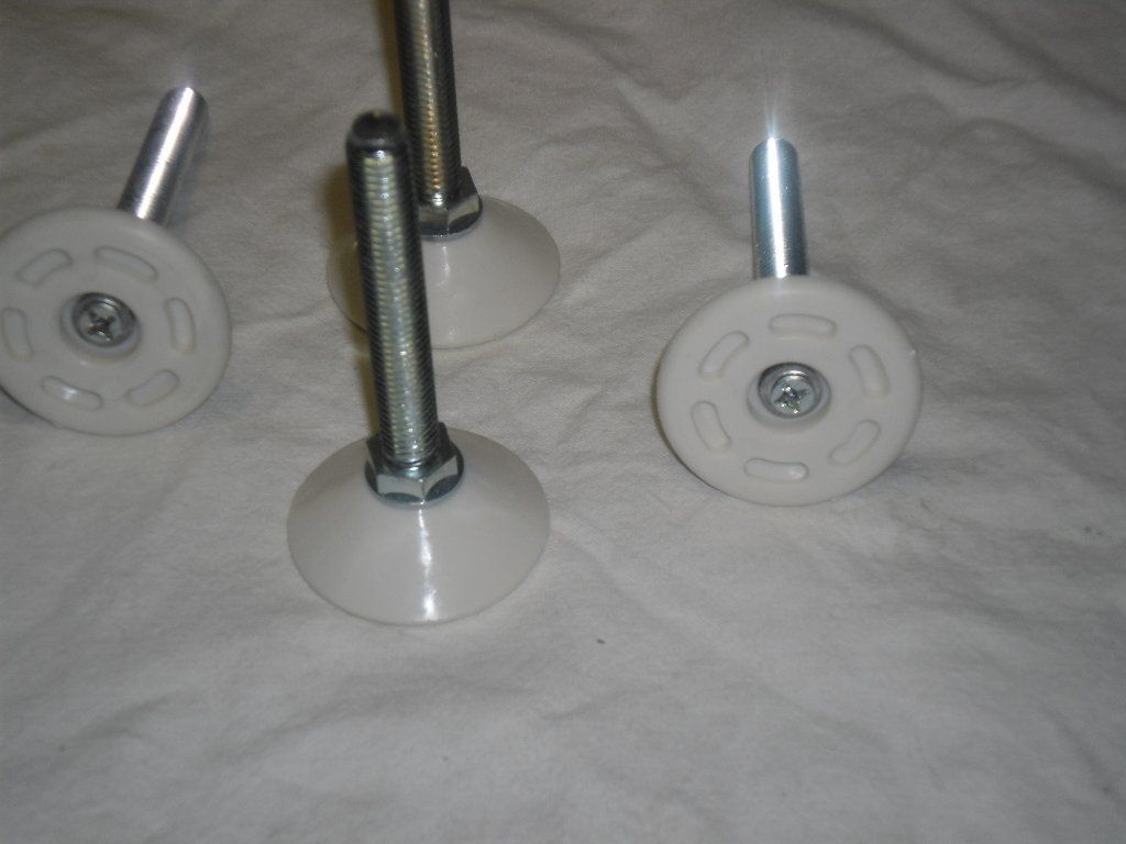 Eisenwaren: 7  Möbelfuss / Stützfuss / Stellfuss , M10 , Neu – Neu (gemäss Beschreibung) aus Büren SO von omsa 2