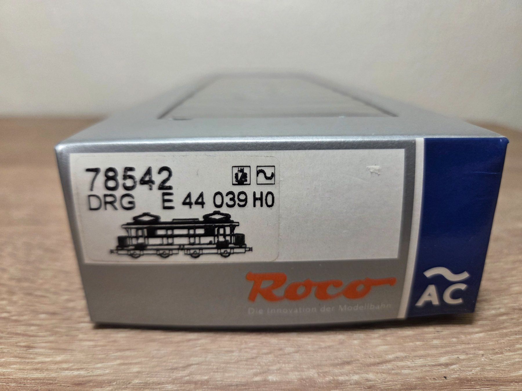 Roco Modelleisenbahnen: Roco 78542 E-Lok E44 039 DRG Digital H0 – Neu und originalverpackt aus St-Aubin-Sauges von Lo_Go 7