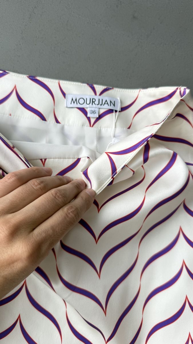 Gonne: Mourjjan Silk Skirt, Size 36, Purple Wave Pattern New – Nuovo (secondo la descrizione) da Zürich venduto da xs_s_artikel 7