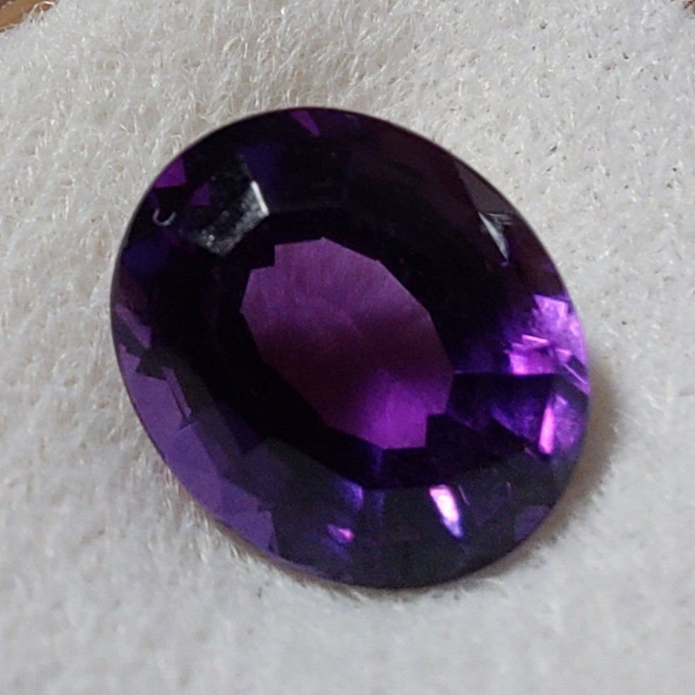 Pietre preziose: Amethyst oval – Nuovo (secondo la descrizione) da Klingnau venduto da Tamina5 2