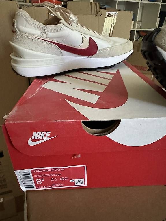 Damenschuhe:  Neue Nike Damenschuhe – Neu und originalverpackt aus Bern von iksworbmod 2
