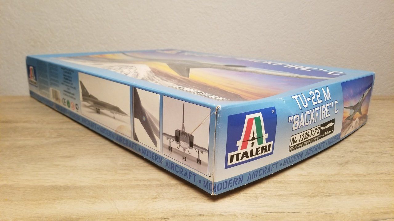 Italeri Kit di modellismo & Modellini statici: Italeri 1238 Tu-22 Backfire C – Nuovo e nell'imballaggio originale da Schwadernau venduto da Blueray 1