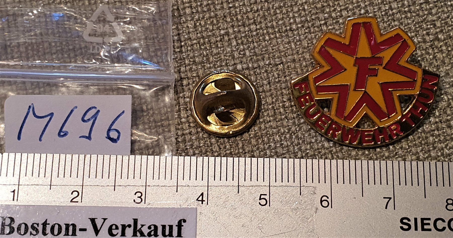 Plaketten & Abzeichen: M696 - Pin Feuwerwehr THUN – Gebraucht aus Reinach BL von Boston-Verkauf 1