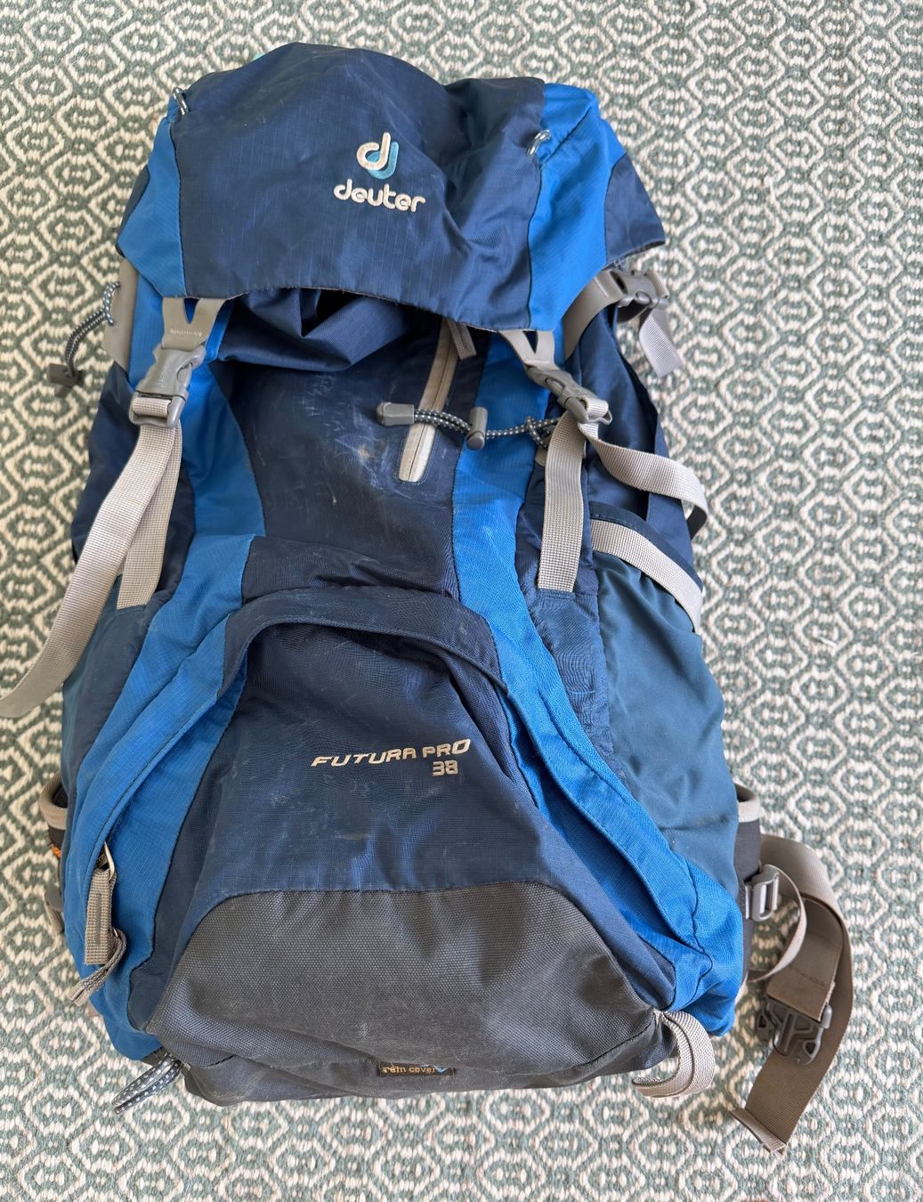 Deuter Rucksäcke: Deuter Rucksack 38l – Gebraucht aus Wetzikon ZH von MartinaB88
