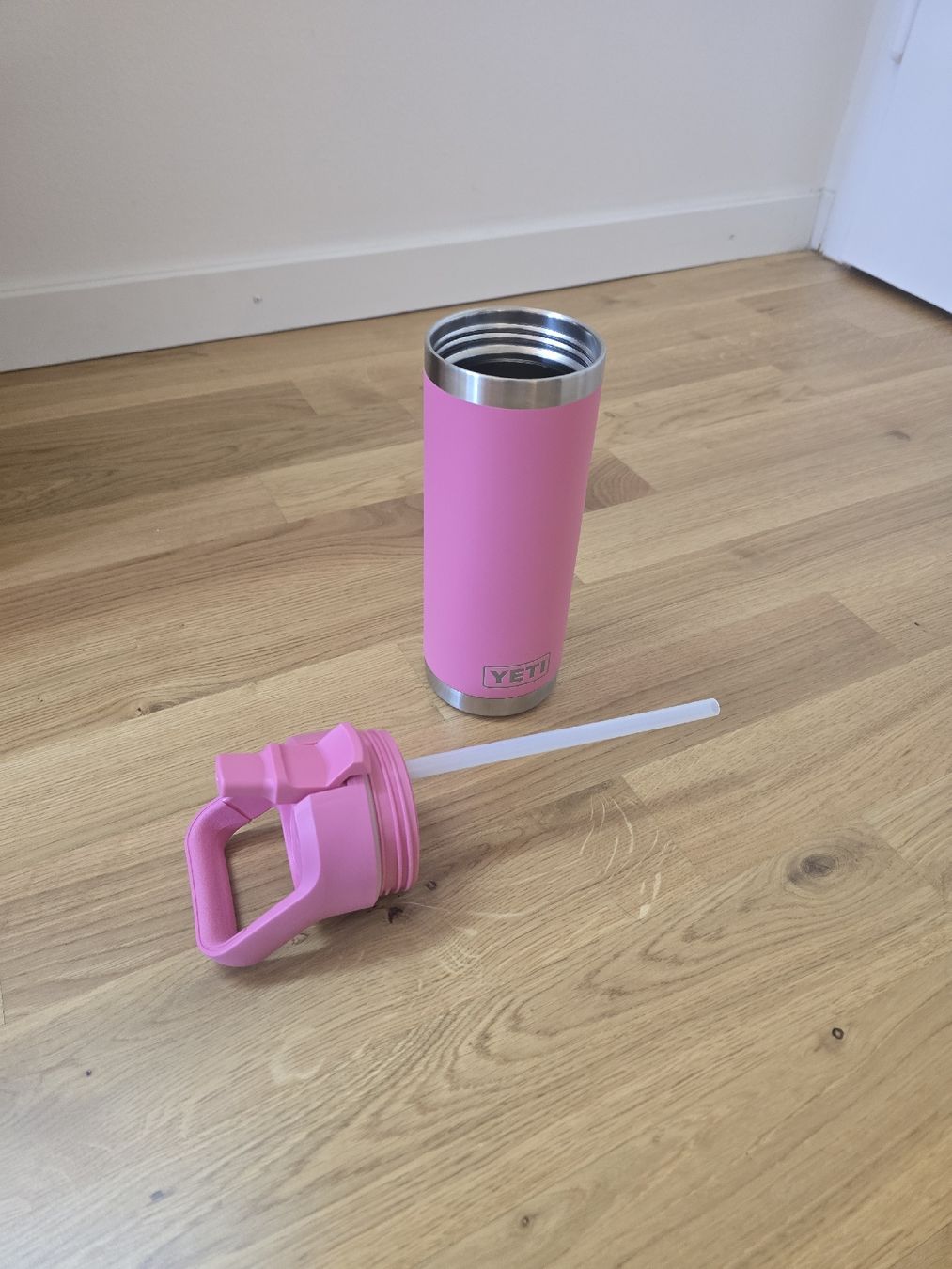 Borracce & Thermos: Yeti Rambler 18oz Colour Straw Isolierflasche – Usato da Riehen venduto da ebean 2