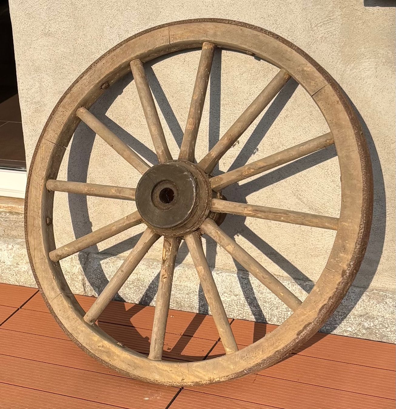 Pneumatici & Ruote complete: Antikes Wagenrad – Usato da Roggwil BE venduto da hausamsee14 1