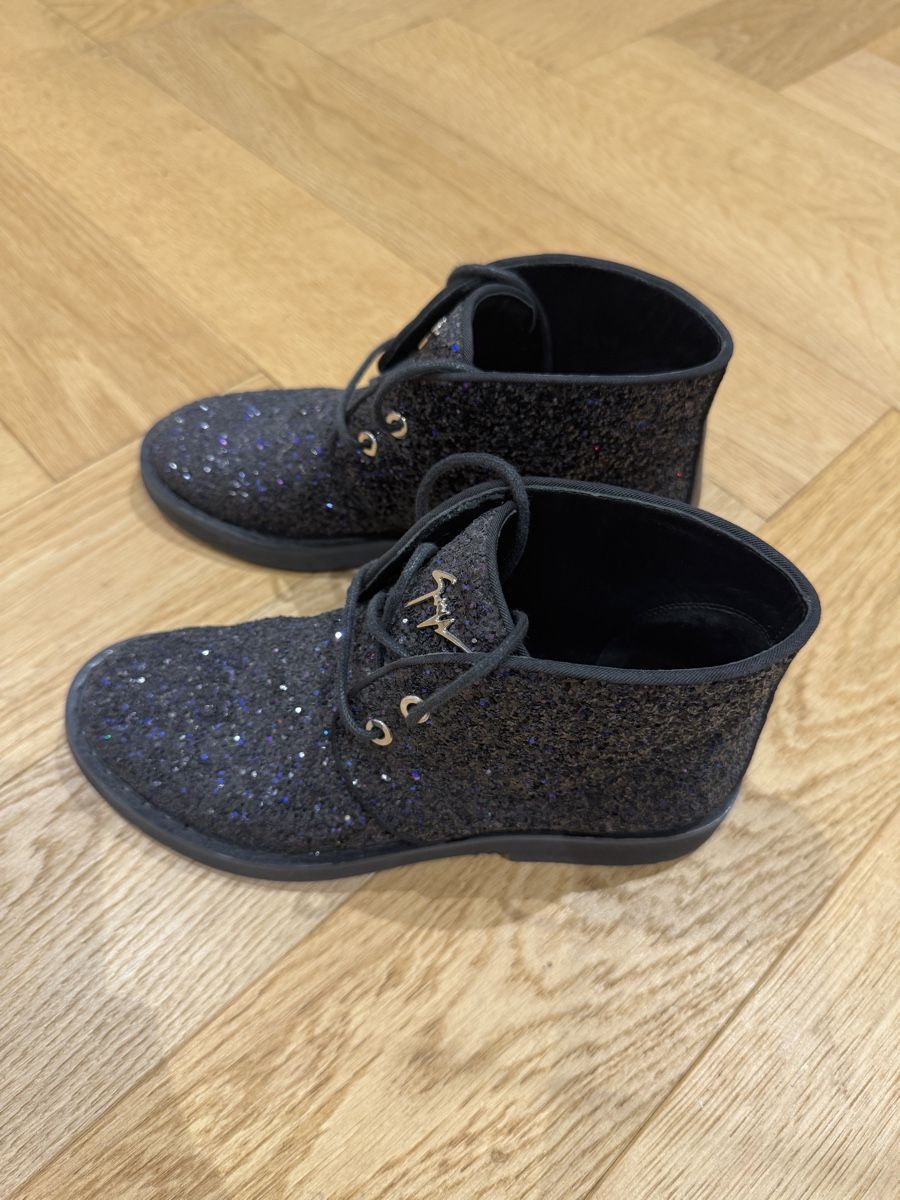 Scarpe da donna: Giuseppe Zanotti ankleboots – Usato da Schwyz venduto da ann_5w8m