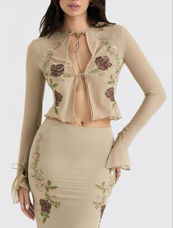 ASRA Hellbraunes Oberteil mit Blumendetails und Schnüren 