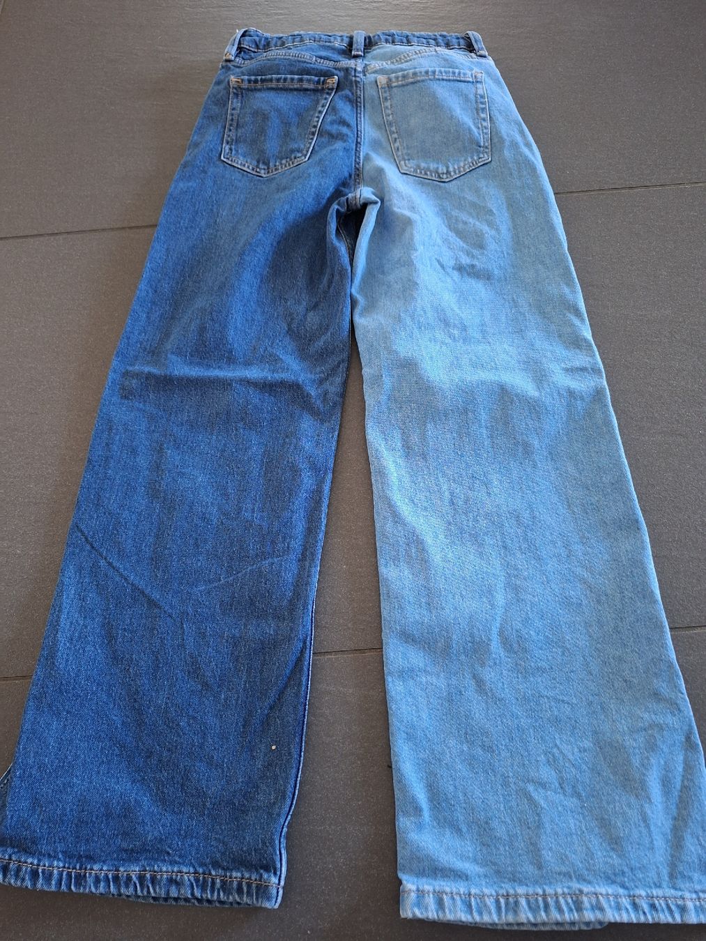 H&M Pantaloni: H&M Jeans Wide Gr. 140 – Usato da Brittnau venduto da Norge77 2