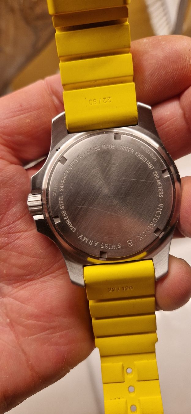 Victorinox Orologi: Victorinox professionel diver – Usato da Burgdorf venduto da maj_swz8 4