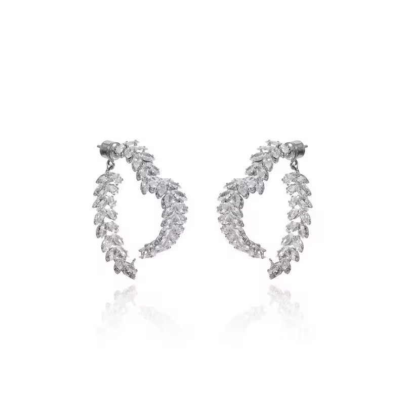 Orecchini pendenti & Orecchini a lobo: Boucles d'oreilles cœur argenté – Nuovo e nell'imballaggio originale da St-Maurice venduto da Sandrinette123 3