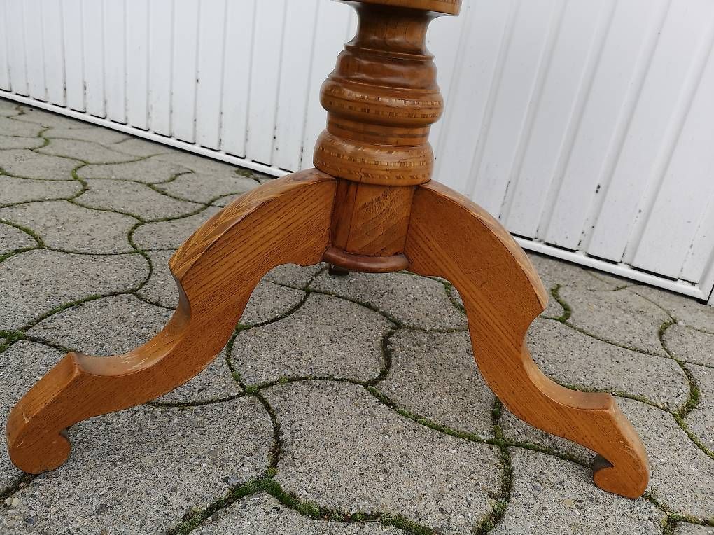 Tische: schönes Brienzertischli, ca. 1840, mit Intarsien – Gebraucht aus Cressier FR von V8Car 1