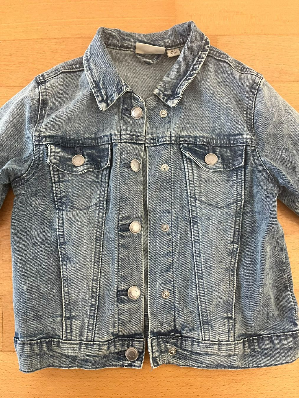 Giacche: Jeansjacke hellblau – Usato da Muttenz venduto da Juvenile33 2