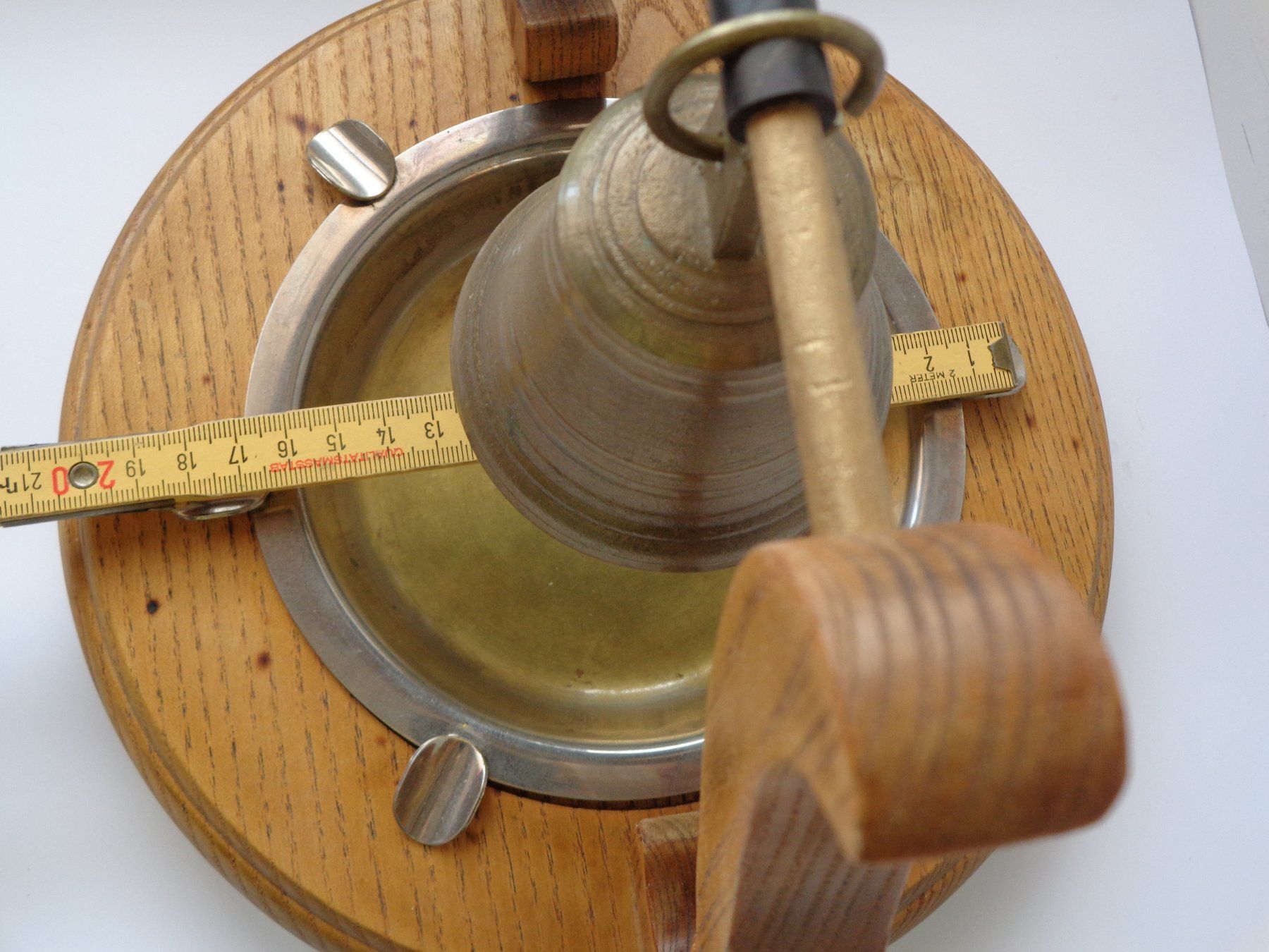 Portacenere: ALTER STAMMTISCH ASCHENBECHER MIT GLOCKE – Usato da Henggart venduto da Pascha22 6