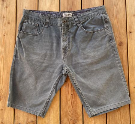 Shorts Herren Grösse 54/36 Pull&Bear