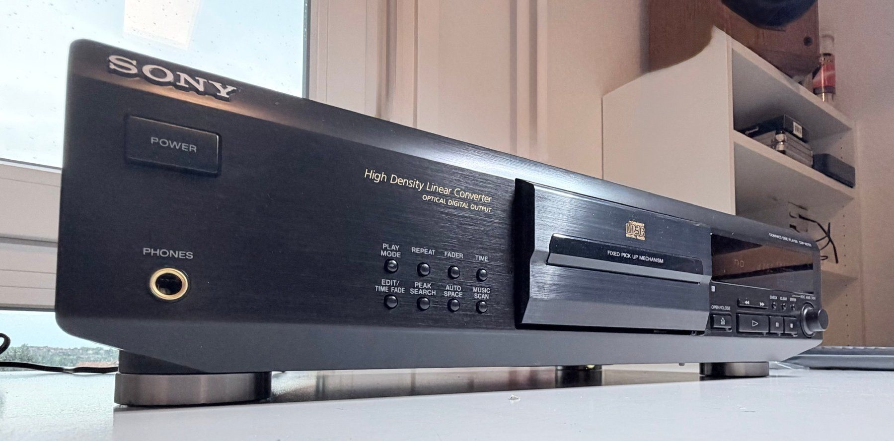Sony Lettore multimediale & Streamer: Lecteur CD Sony – Usato da Perly venduto da inf_jnp6 1