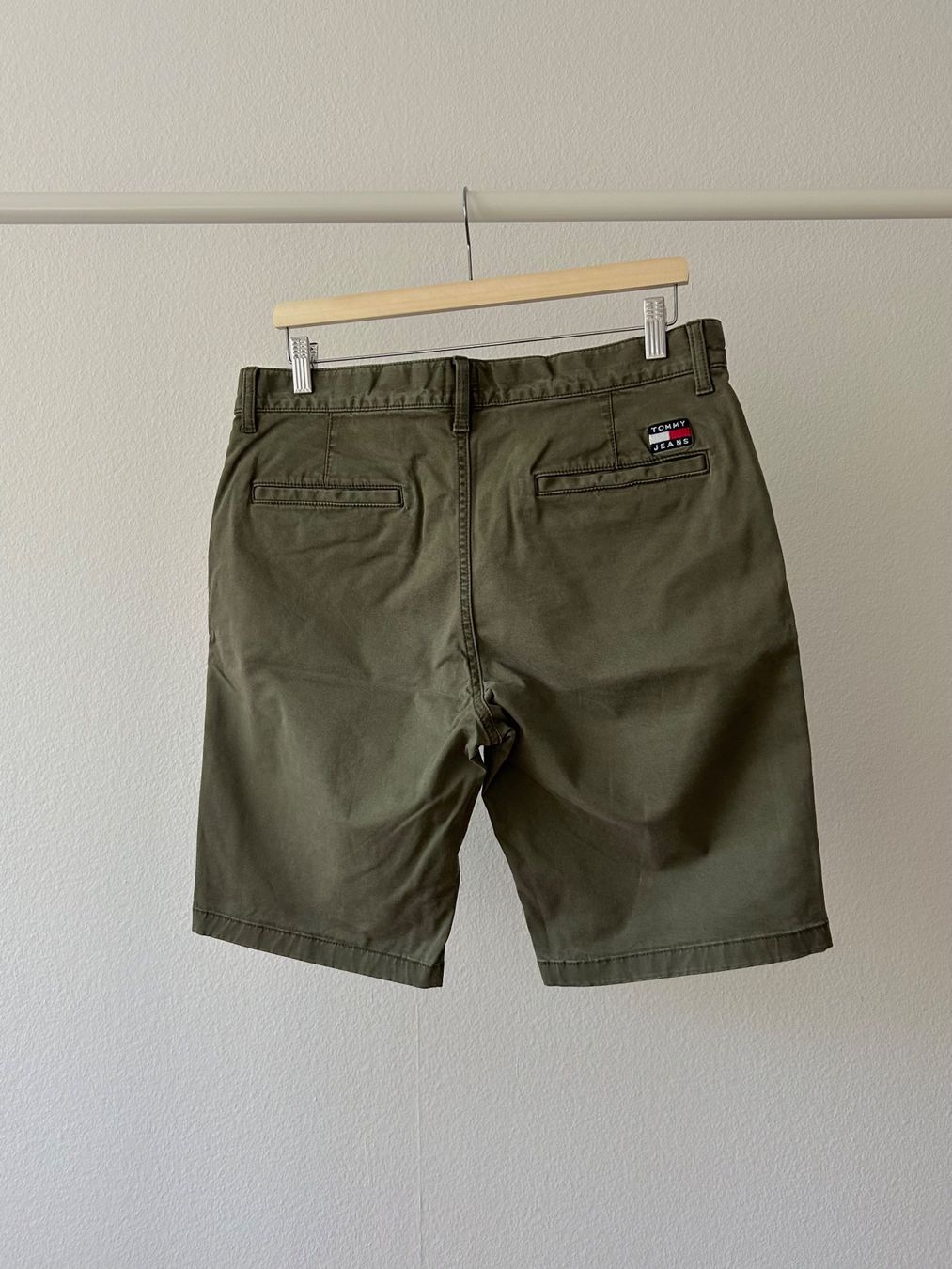 Tommy Hilfiger Hosen: Tommy Jeans shorts – Gebraucht aus Zürich von _nathalie_ 1
