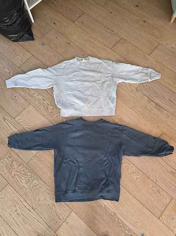 Uniqlo Maglioni & Felpe: Verkaufe 2 Original "Uniqlo"-Pullover in der Grösse L! – Usato da Münchenstein venduto da Pistons 1